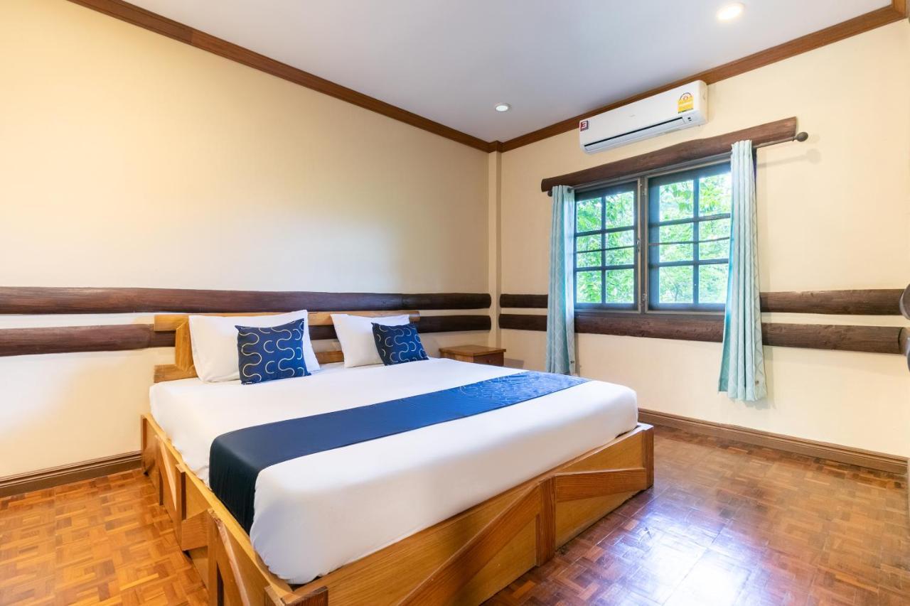 Capital O 1110 Khaoyai Cowboy City Resort Му-Си Экстерьер фото