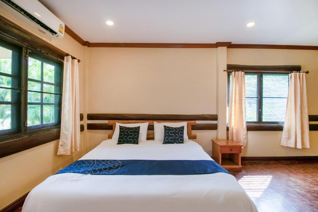 Capital O 1110 Khaoyai Cowboy City Resort Му-Си Экстерьер фото