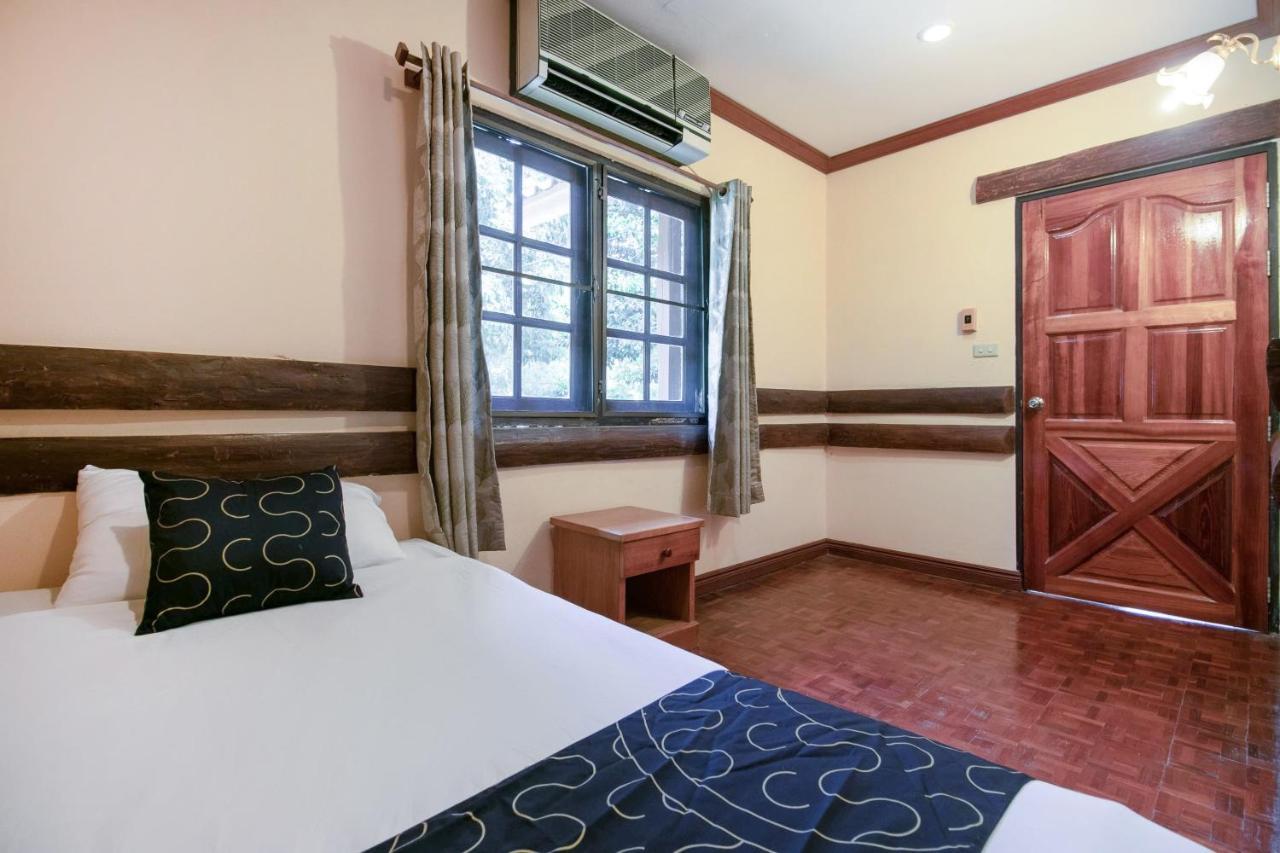 Capital O 1110 Khaoyai Cowboy City Resort Му-Си Экстерьер фото